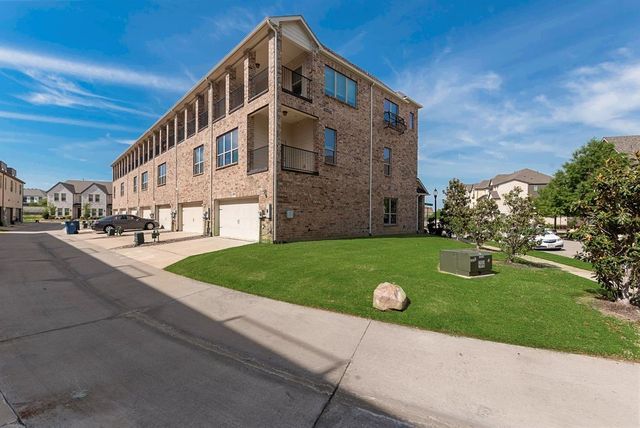 281 Scotia Street, Lewisville, TX 75056