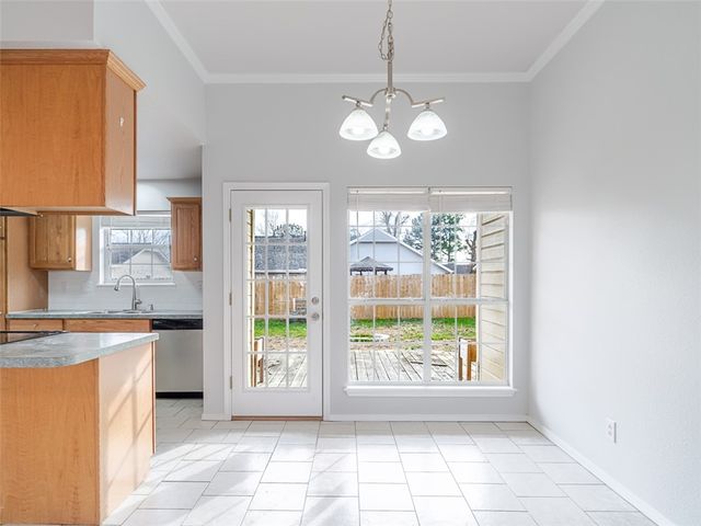 2802 W Sunset Drive, Rogers, AR 72756