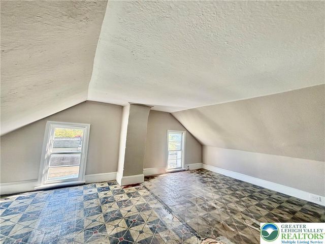 520 Pulaski Street, Bethlehem City, PA 18018