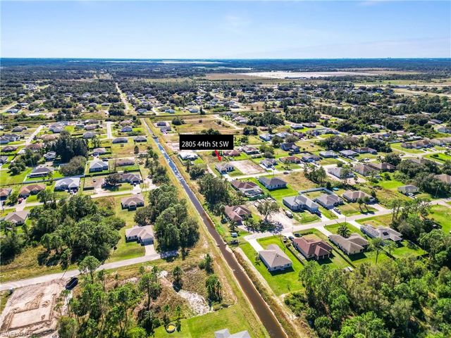 2803 44th ST SW, Lehigh Acres, FL 33976