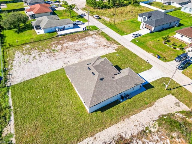 2803 44th ST SW, Lehigh Acres, FL 33976