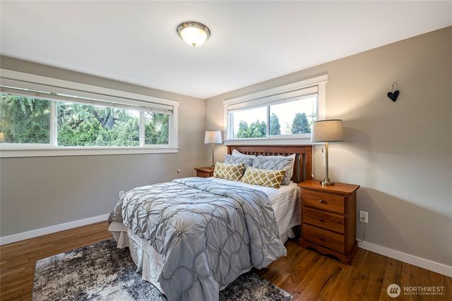 3401 79th Avenue SE, Mercer Island, WA 98040