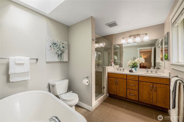 3401 79th Avenue SE, Mercer Island, WA 98040