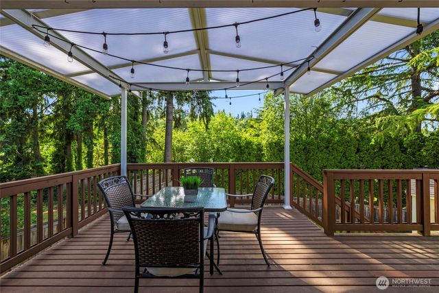 3401 79th Avenue SE, Mercer Island, WA 98040