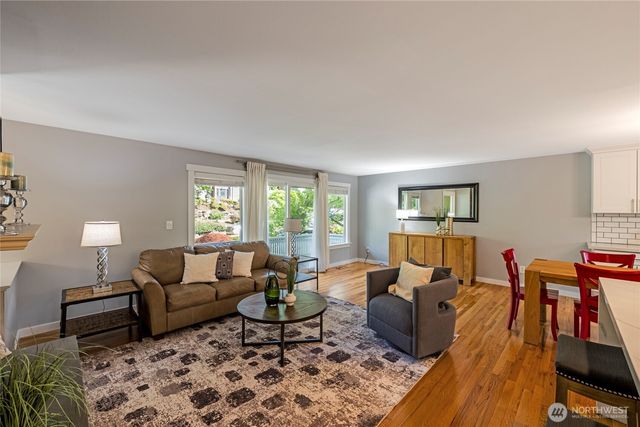 3401 79th Avenue SE, Mercer Island, WA 98040