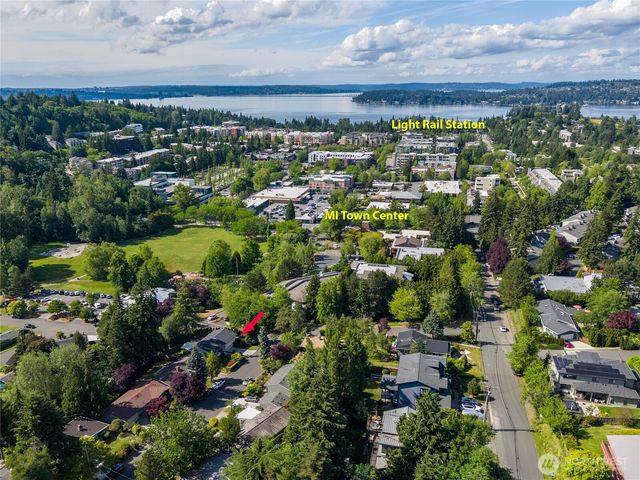 3401 79th Avenue SE, Mercer Island, WA 98040
