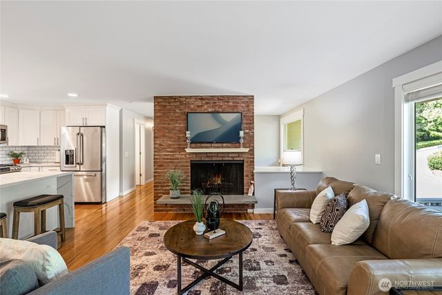 3401 79th Avenue SE, Mercer Island, WA 98040