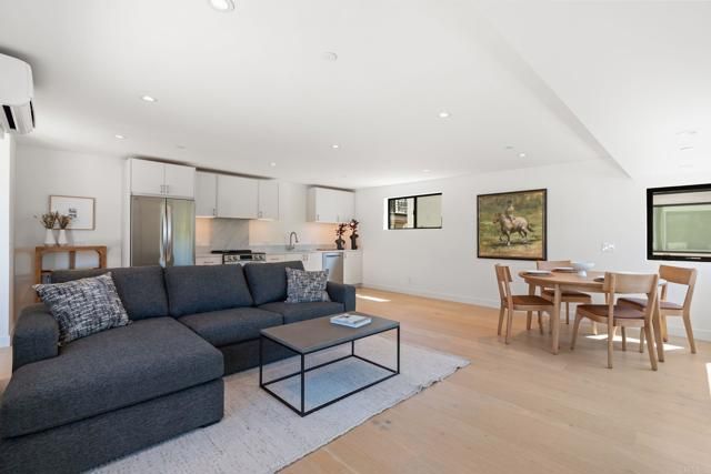 2052 Montgomery Avenue, Cardiff By The Sea (encinitas), CA 92007