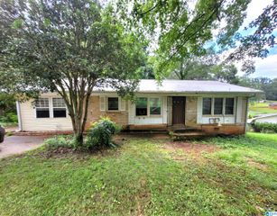 302 BROOKVIEW DRIVE, Talladega, AL 35160