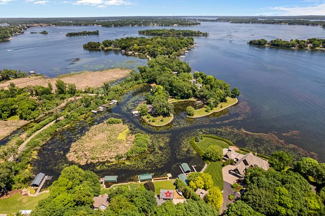 4540 Enchanted Point, Mound, MN 55364
