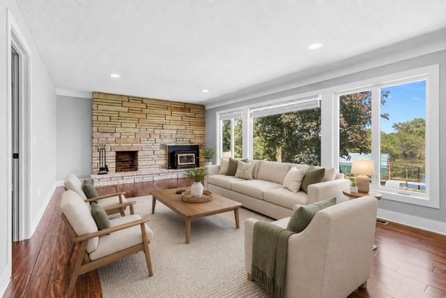 4540 Enchanted Point, Mound, MN 55364