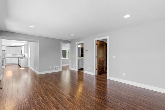 4540 Enchanted Point, Mound, MN 55364