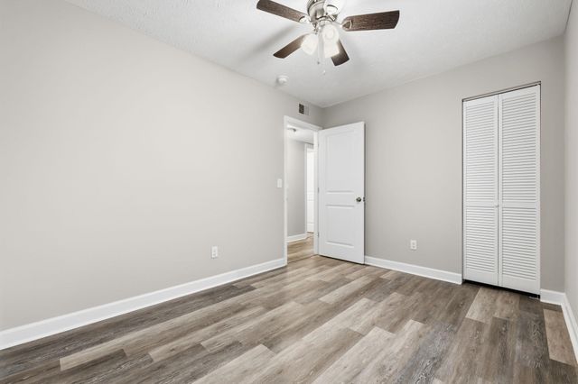 902 Forest Loop Rd., Conway, SC 29527