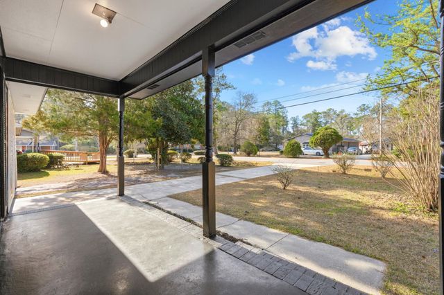 902 Forest Loop Rd., Conway, SC 29527