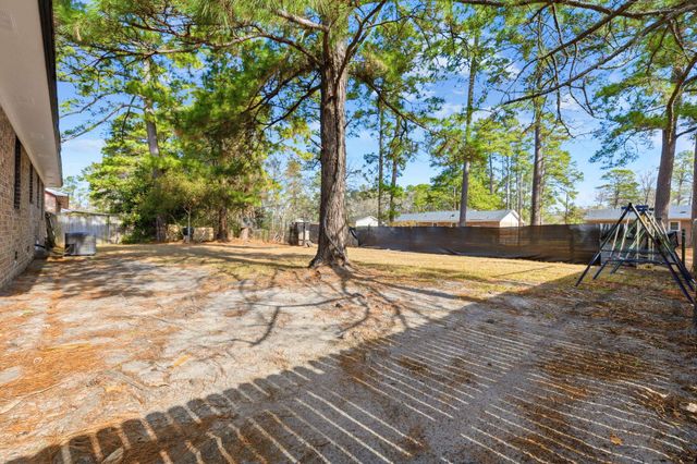 902 Forest Loop Rd., Conway, SC 29527