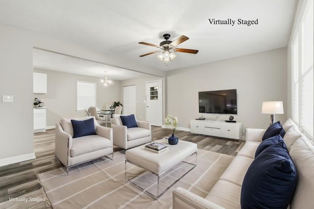 902 Forest Loop Rd., Conway, SC 29527