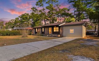 902 Forest Loop Rd., Conway, SC 29527