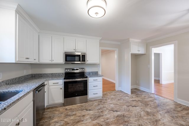 2103 Somerset Drive N, Wilson, NC 27893