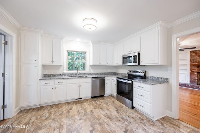 2103 Somerset Drive N, Wilson, NC 27893