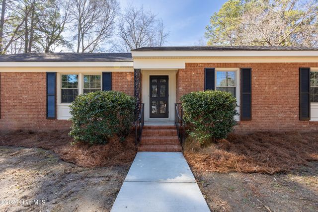 2103 Somerset Drive N, Wilson, NC 27893