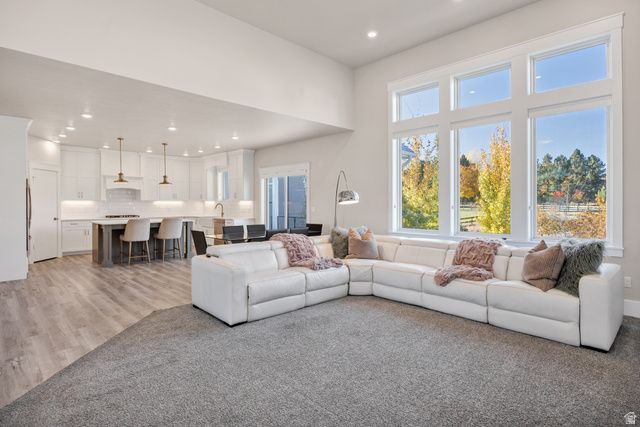 4009 S COTTONWOODS COURT, Nibley, UT 84321