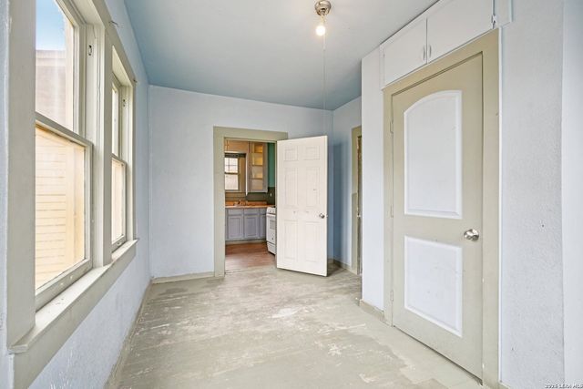 2918 W Martin, San Antonio, TX 78207