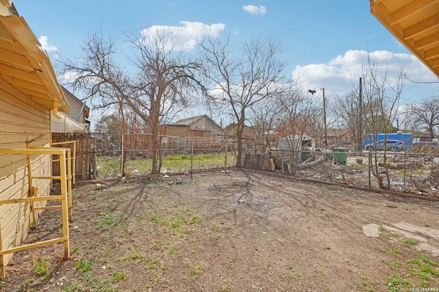 2918 W Martin, San Antonio, TX 78207