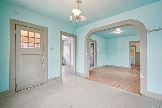 2918 W Martin, San Antonio, TX 78207