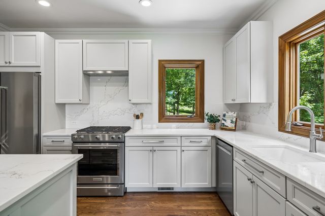 1012 S Wrights Ct, Gallatin, TN 37066