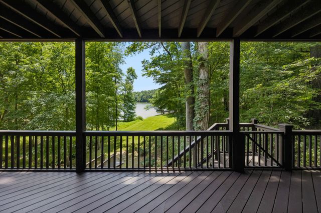 1012 S Wrights Ct, Gallatin, TN 37066
