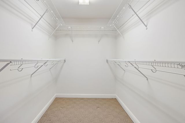 1012 S Wrights Ct, Gallatin, TN 37066