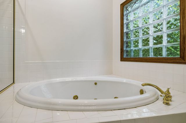1012 S Wrights Ct, Gallatin, TN 37066