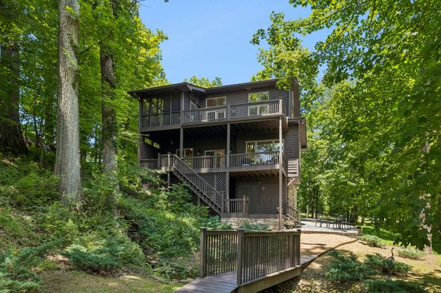 1012 S Wrights Ct, Gallatin, TN 37066