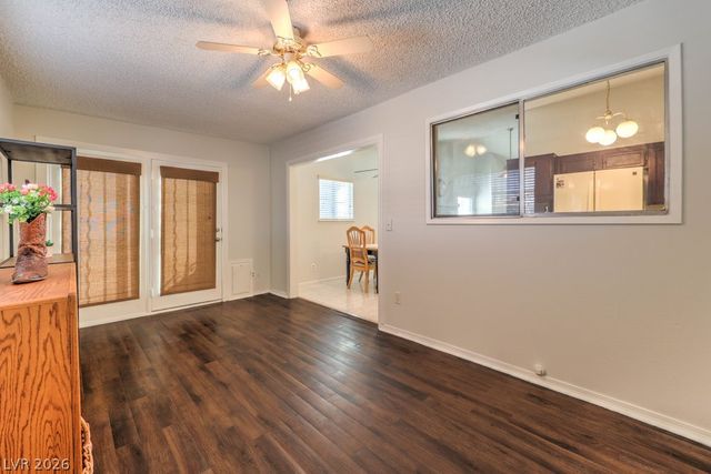 4421 Mossy Rock Court, Las Vegas, NV 89108