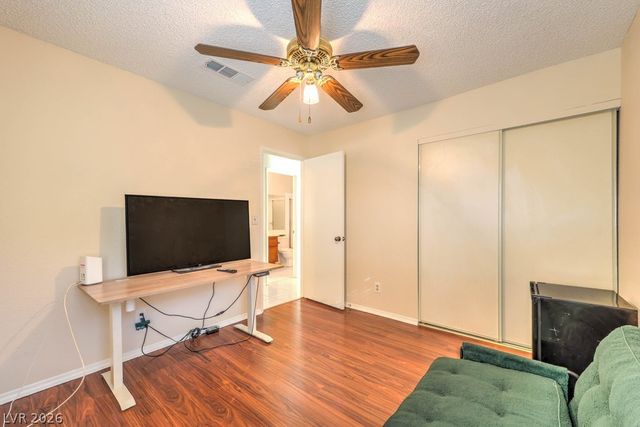4421 Mossy Rock Court, Las Vegas, NV 89108