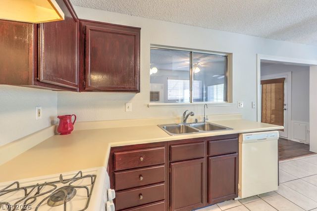 4421 Mossy Rock Court, Las Vegas, NV 89108