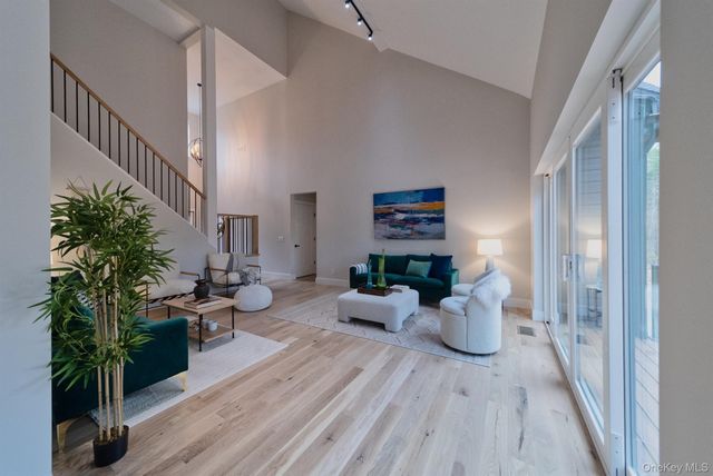 32 Pro Court, Hurley, NY 12443