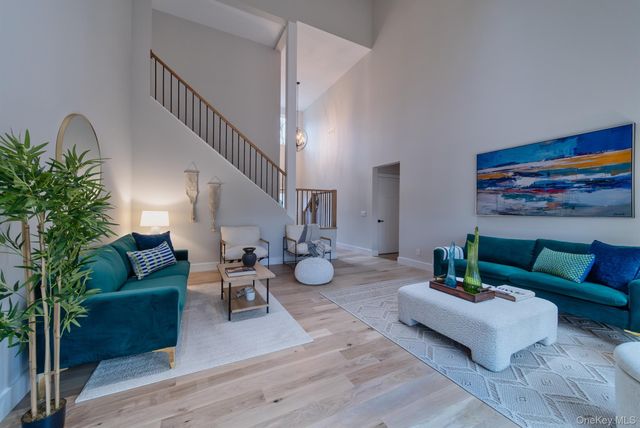 32 Pro Court, Hurley, NY 12443