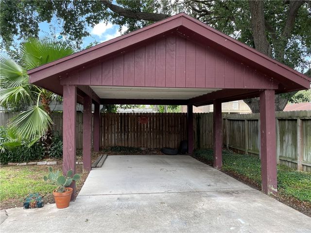 5218 Wooldridge Road, Corpus Christi, TX 78413