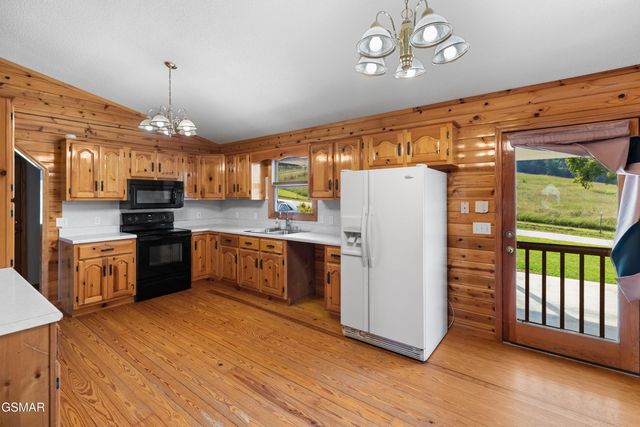 815 Video Way, Newport, TN 37821