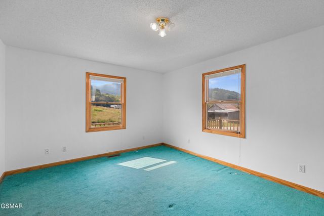 815 Video Way, Newport, TN 37821