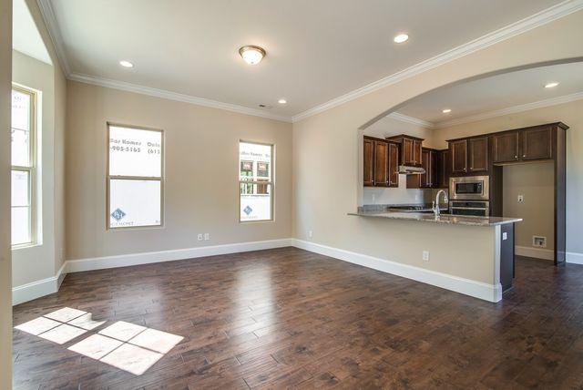 158 Oasis Dr, La Vergne, TN 37086