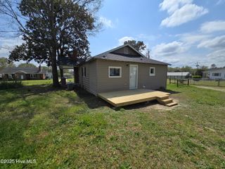 117 Flowers Street, Rockingham, NC 28379