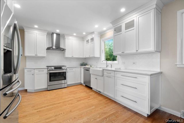 19 Dartmouth Terrace, White Plains, NY 10607