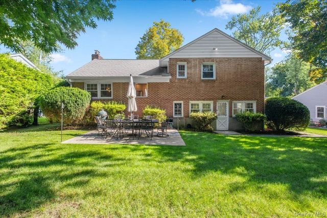 19 Dartmouth Terrace, White Plains, NY 10607