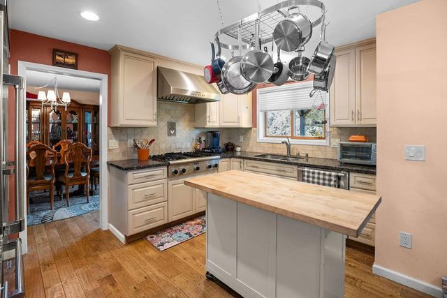 2070 Mulberry Ln, Placerville, CA 95667