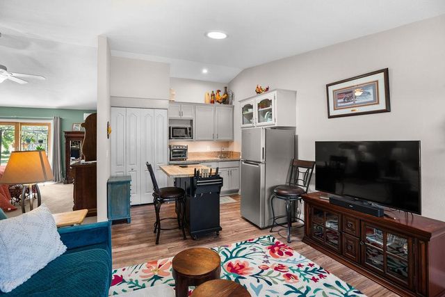 2070 Mulberry Ln, Placerville, CA 95667