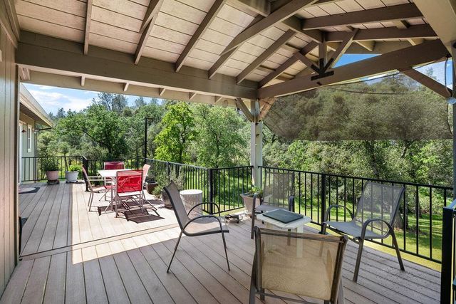 2070 Mulberry Ln, Placerville, CA 95667