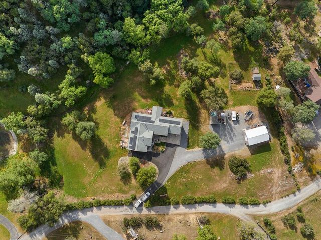 2070 Mulberry Ln, Placerville, CA 95667