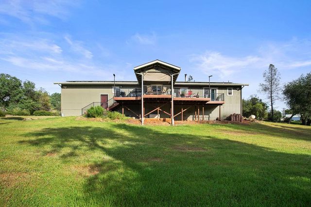 2070 Mulberry Ln, Placerville, CA 95667